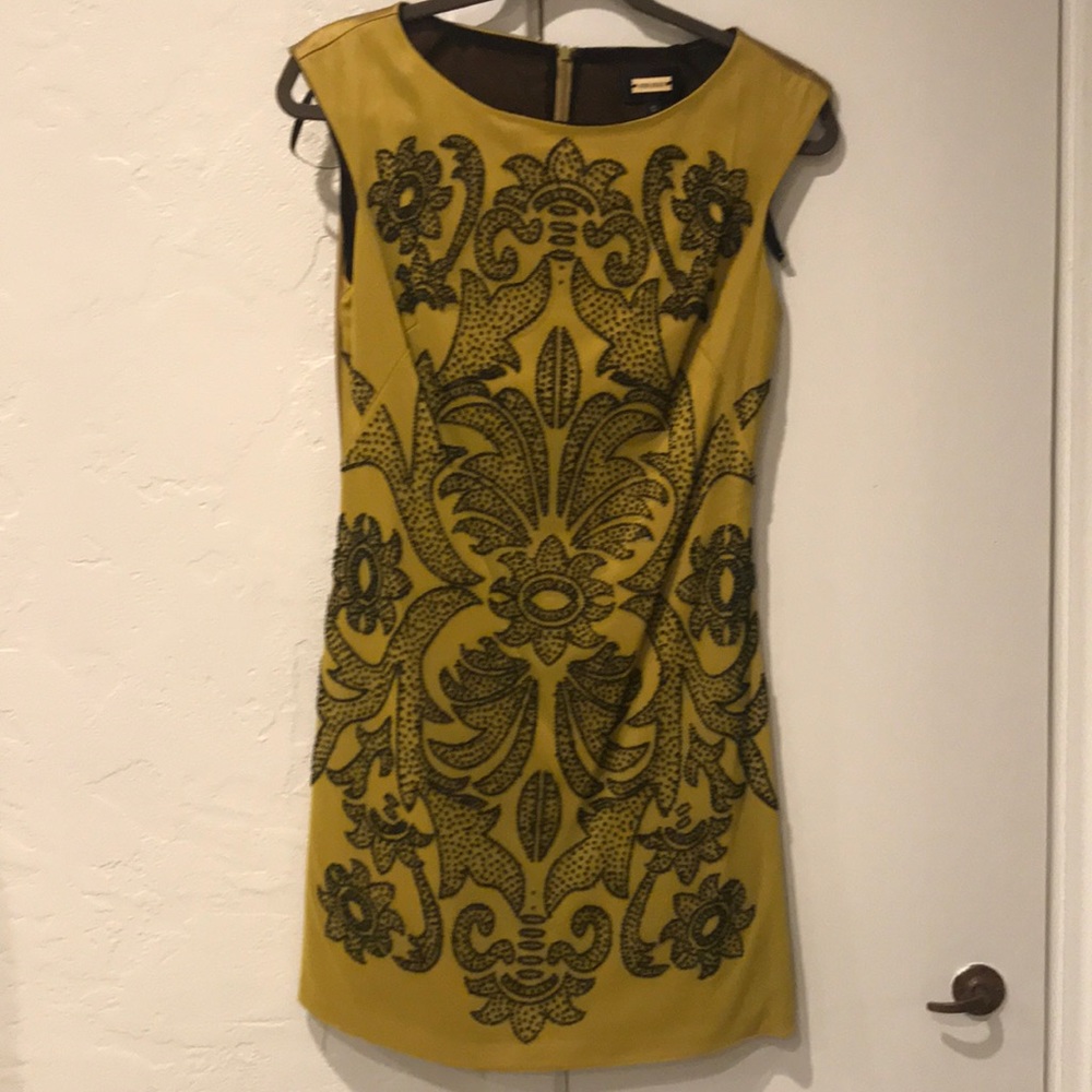 Alexia Admor beaded chartreuse dress
